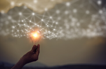 洛阳二外小学一年级开设英语课吗