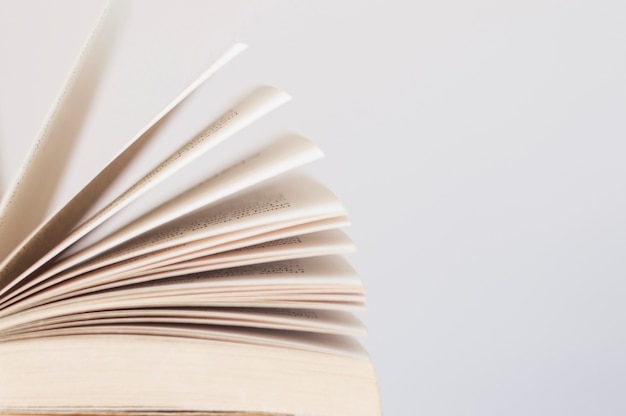 简单的生物问答题 （要答案)答案越短越好