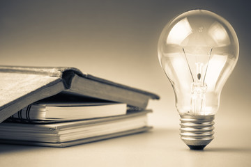 很灵的招桃花的方法 改变桃花运最好的办法